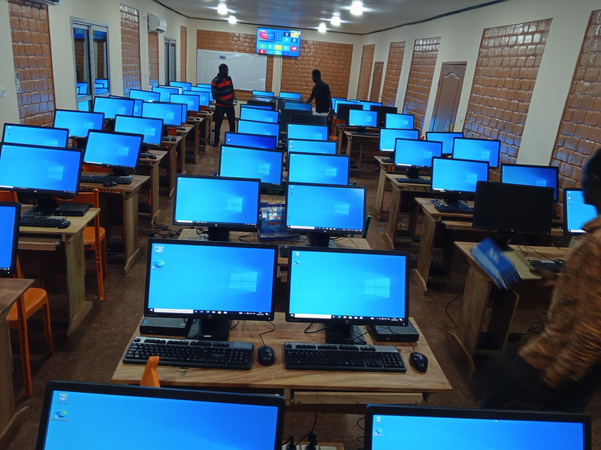 Salle informatique — travaux pratiques